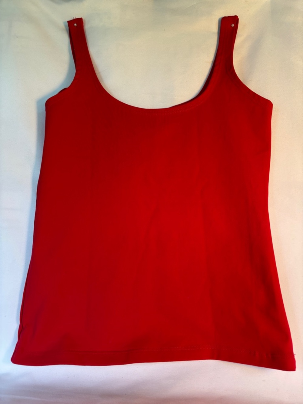 BRIGHT CHERRY RED SCOOP NECK TANK TOP WOMEN - Picture 3 of 8